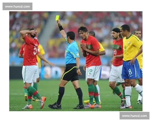 足球比赛红牌黄牌判罚规则演变与裁判执法尺度及比赛公平影响解析 - 副本 (3)